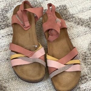 BIO-GOLD ITALY CORK WEDGE STRAP SANDAL 9